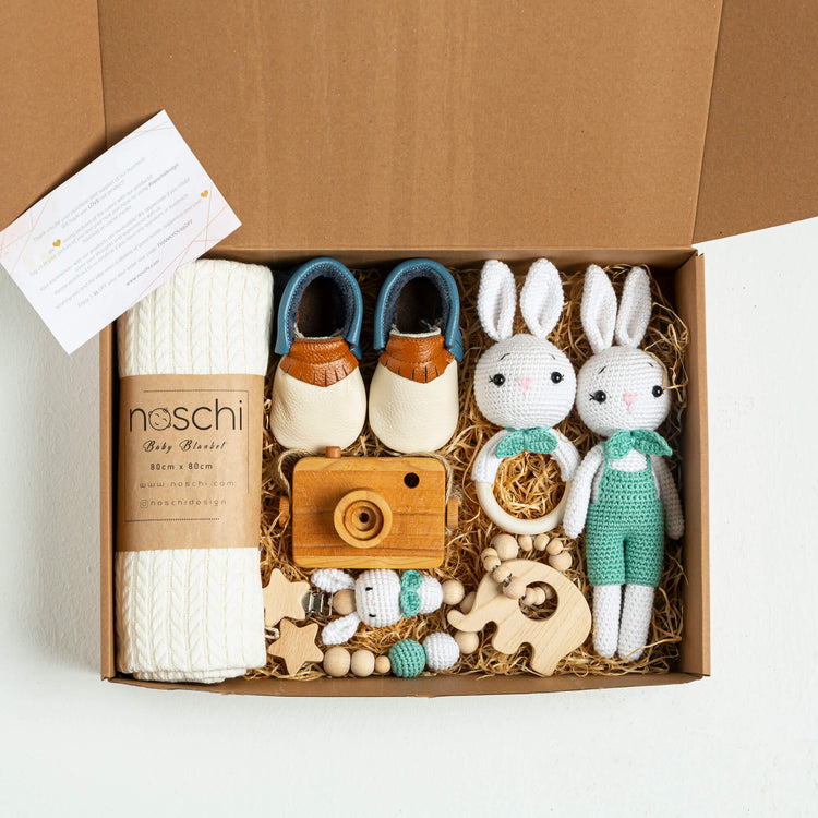 Jules Organic Baby Boy Gift Box - 7 Pieces