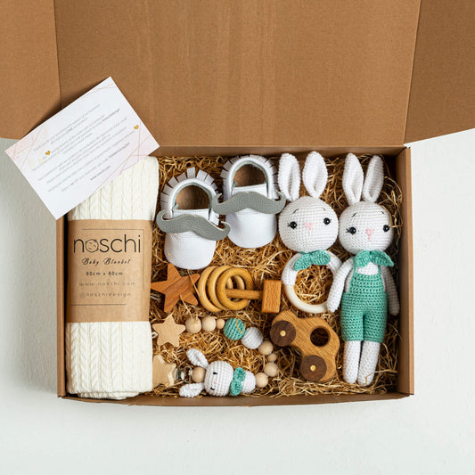 Aleo Organic Baby Boy Gift Box - 7 Pieces