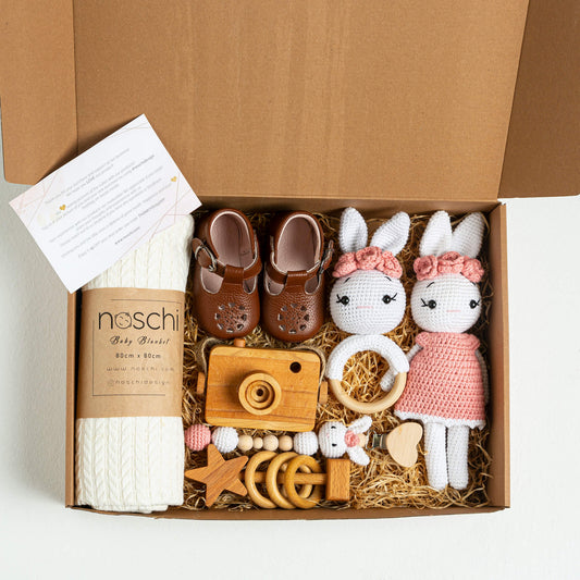 Kayla Organic Baby Girl Gift Box - 7 Pieces