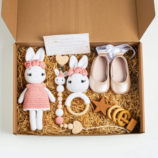 Ayla Organic Baby Girl Gift Box - 5 Pieces