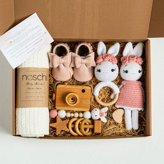 Sophia Organic Baby Girl Gift Box - 7 Pieces