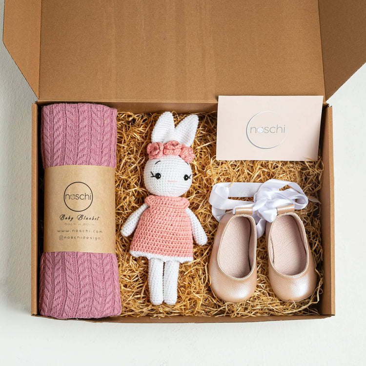 Ayla Organic Baby Girl Gift Box - 3 Pieces